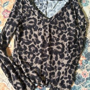 Leopard Print V-Neck Top